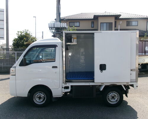 105_9731